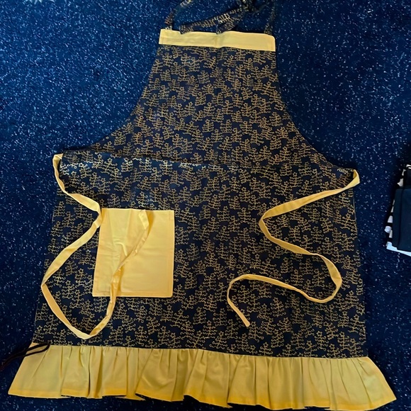 Handmade reversible apron w motif - Picture 1 of 7